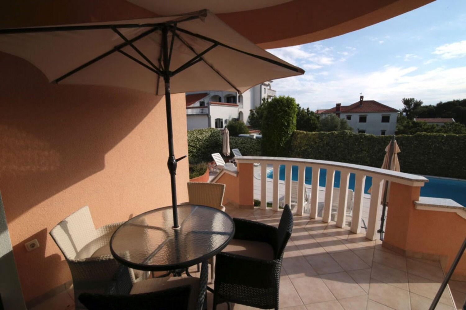 Eddie - Great Location & Comfor Apartman