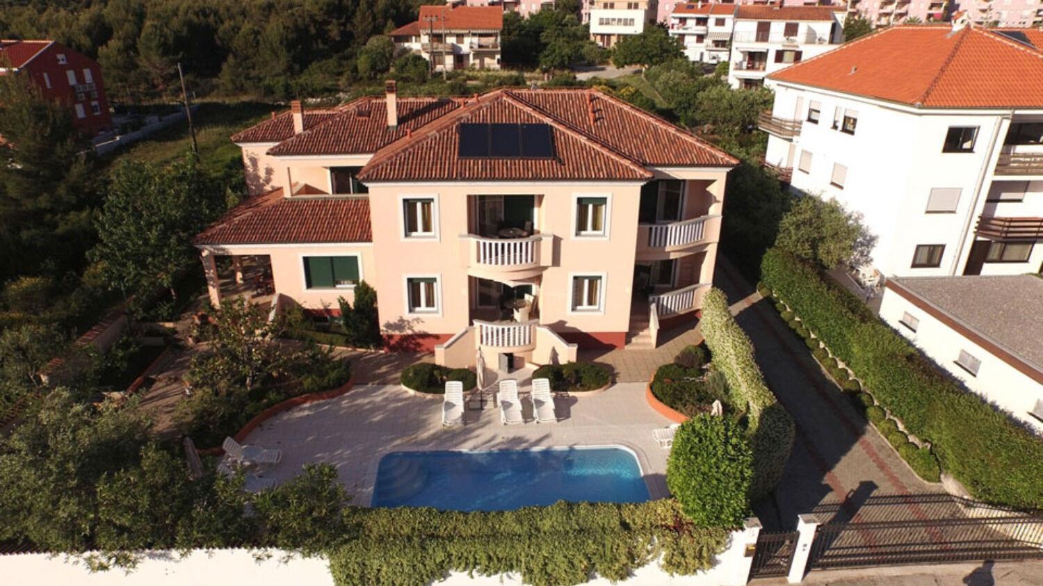 Apartamento Eddie - Great Location & Comfor